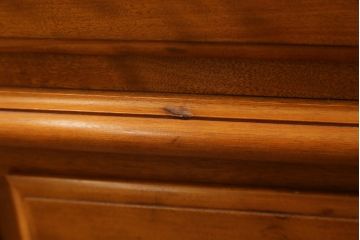 中古　美品　横浜ダニエル(daniel)　アーリーアメリカンシリーズ　気品ある佇まいが魅力的なワードローブ(洋服タンス、収納棚、戸棚、キャビネット)(定価約100万円)(R-079266)
