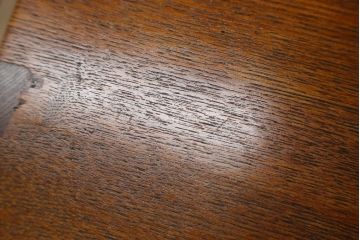 中古　美品　ニレ材　両面使いで場所を選ばずにお部屋づくりを楽しめる小振りな階段箪笥(和たんす、収納タンス、戸棚、引き出し)(R-079267)