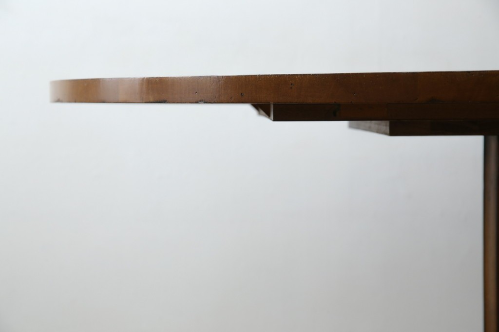 中古　特大!!　アメリカ最高級家具　Century Furniture(センチュリー・ファニチャー)　ノーフォーク(NORFOLK)　クラシカルで重厚な佇まいが魅力のラウンドペデスタルダイニングテーブル　定価推定約150万円前後　(R-079268)