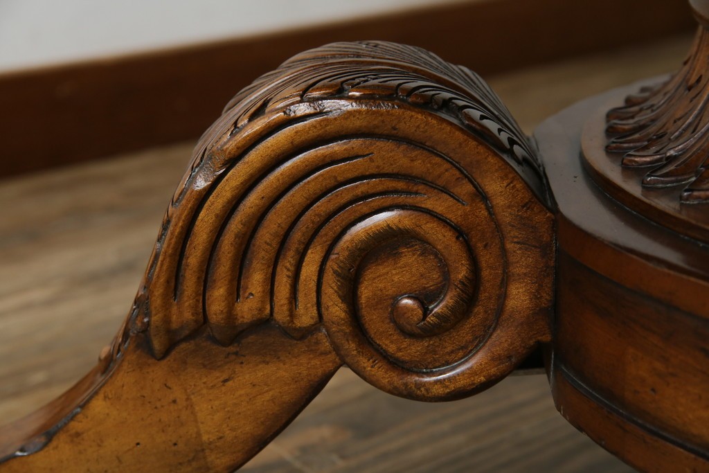 中古　特大!!　アメリカ最高級家具　Century Furniture(センチュリー・ファニチャー)　ノーフォーク(NORFOLK)　クラシカルで重厚な佇まいが魅力のラウンドペデスタルダイニングテーブル　定価推定約150万円前後　(R-079268)