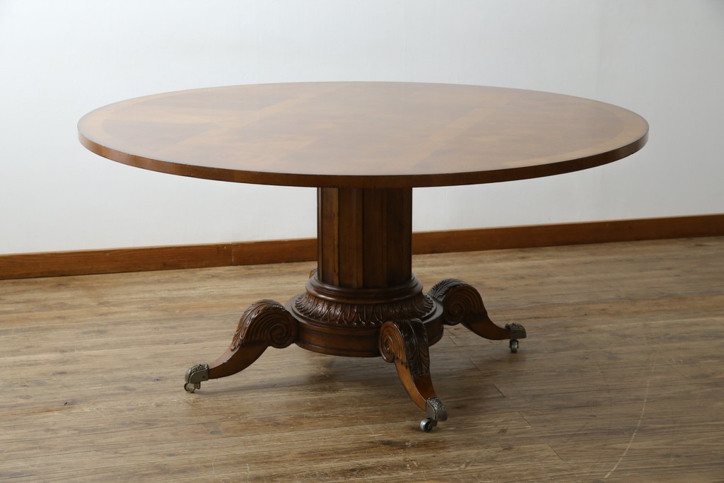 中古　特大!!　アメリカ最高級家具　Century Furniture(センチュリー・ファニチャー)　ノーフォーク(NORFOLK)　クラシカルで重厚な佇まいが魅力のラウンドペデスタルダイニングテーブル　定価推定約150万円前後　(R-079268)