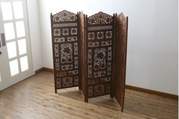 アジアンビンテージ　チーク材　お部屋に華やかな印象をプラスしてくれる総彫りの4連衝立て(パーテーション、間仕切り、衝い立て、つい立て、店舗什器、ヴィンテージ)(R-079270)