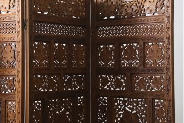 アジアンビンテージ　チーク材　お部屋に華やかな印象をプラスしてくれる総彫りの4連衝立て(パーテーション、間仕切り、衝い立て、つい立て、店舗什器、ヴィンテージ)(R-079270)