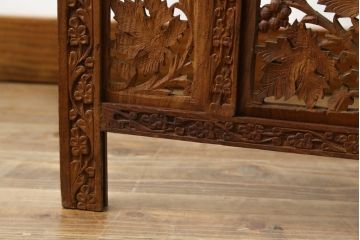 アジアンビンテージ　チーク材　お部屋に華やかな印象をプラスしてくれる総彫りの4連衝立て(パーテーション、間仕切り、衝い立て、つい立て、店舗什器、ヴィンテージ)(R-079270)
