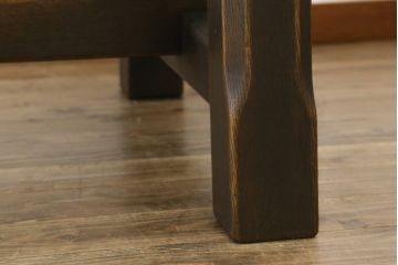 中古　超美品　展示品　飛騨産業　キツツキ　PROVINCIAL(プロヴィンシャル・プロビンシャル)シリーズ　P31　オーク材　どっしりとした堅牢なつくりと素朴な佇まいが魅力のタバーンテーブル(ダイニングテーブル、4人掛け、6人掛け、食卓、作業台)(定価約57万円)(R-079276)