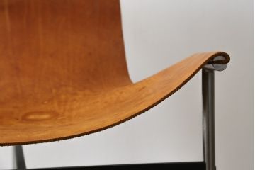 アメリカビンテージ　LAVERNE INTERNATIONAL社　3LCモデル　Tチェア　本革(レザー)　置いてあるだけで絵になるラウンジチェア(椅子、イス、イージーチェア、ヴィンテージ)(R-079278)