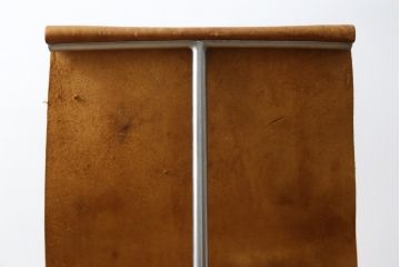 アメリカビンテージ　LAVERNE INTERNATIONAL社　3LCモデル　Tチェア　本革(レザー)　置いてあるだけで絵になるラウンジチェア(椅子、イス、イージーチェア、ヴィンテージ)(R-079278)
