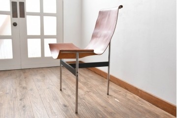 アメリカビンテージ　LAVERNE INTERNATIONAL社　3LCモデル　Tチェア　本革(レザー)　置いてあるだけで絵になるラウンジチェア　(R-079278)