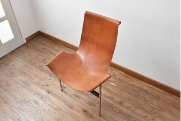 アメリカビンテージ　LAVERNE INTERNATIONAL社　3LCモデル　Tチェア　本革(レザー)　置いてあるだけで絵になるラウンジチェア　(R-079278)