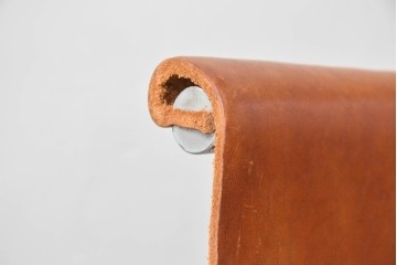 アメリカビンテージ　LAVERNE INTERNATIONAL社　3LCモデル　Tチェア　本革(レザー)　置いてあるだけで絵になるラウンジチェア　(R-079278)