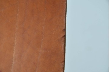 アメリカビンテージ　LAVERNE INTERNATIONAL社　3LCモデル　Tチェア　本革(レザー)　置いてあるだけで絵になるラウンジチェア　(R-079278)