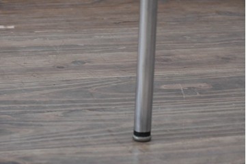 アメリカビンテージ　LAVERNE INTERNATIONAL社　3LCモデル　Tチェア　本革(レザー)　置いてあるだけで絵になるラウンジチェア　(R-079278)