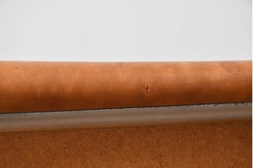 アメリカビンテージ　LAVERNE INTERNATIONAL社　3LCモデル　Tチェア　本革(レザー)　置いてあるだけで絵になるラウンジチェア　(R-079278)