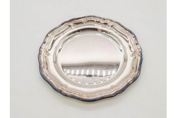 フランス　クリストフル　CHRISTOFLE　縁のフリルのようなデザインが上品なシルバープレート(中皿、変形皿、輪花型、銀食器、銀製品、テーブルウェア、ケース付き)(R-079301)