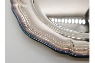 フランス　クリストフル　CHRISTOFLE　縁のフリルのようなデザインが上品なシルバープレート(中皿、変形皿、輪花型、銀食器、銀製品、テーブルウェア、ケース付き)(R-079301)