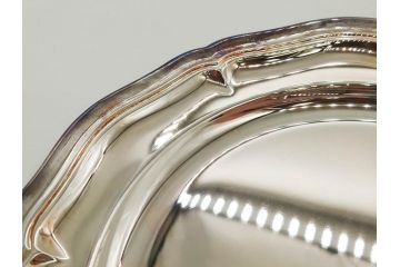 フランス　クリストフル　CHRISTOFLE　縁のフリルのようなデザインが上品なシルバープレート(中皿、変形皿、輪花型、銀食器、銀製品、テーブルウェア、ケース付き)(R-079301)