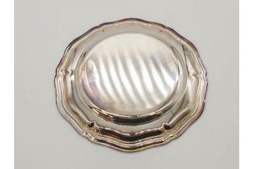 フランス　クリストフル　CHRISTOFLE　縁のフリルのようなデザインが上品なシルバープレート(中皿、変形皿、輪花型、銀食器、銀製品、テーブルウェア、ケース付き)(R-079301)