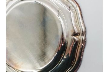 フランス　クリストフル　CHRISTOFLE　縁のフリルのようなデザインが上品なシルバープレート(中皿、変形皿、輪花型、銀食器、銀製品、テーブルウェア、ケース付き)(R-079301)