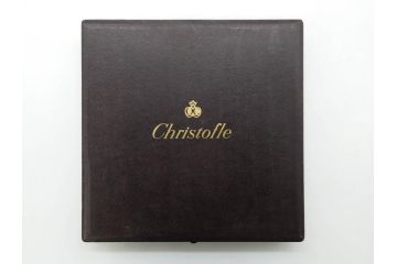 フランス　クリストフル　CHRISTOFLE　縁のフリルのようなデザインが上品なシルバープレート(中皿、変形皿、輪花型、銀食器、銀製品、テーブルウェア、ケース付き)(R-079301)