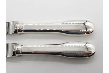 フランス　クリストフル　CHRISTOFLE　CLUNY(クリュニー)　シルバーコーティング / ERCUIS(エルキューイ)　高級感漂うカラトリーセット(フォーク、スプーン、バターナイフ、銀メッキ、銀食器、銀製品、ケース付き)(R-079302)