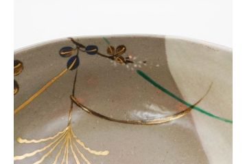 永楽善五郎　乾山写月秋草　4.3寸　美しい絵付けに品格を感じる茶碗(花、植物、風景、金彩、京焼、裏印、抹茶碗、茶道具、茶器、和食器、鵬雲斎書付き、四寸三分、共箱付き)(R-079305)