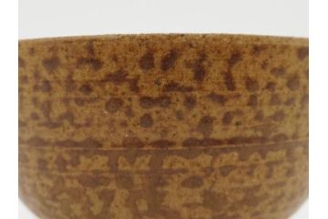 伊藤陶山　いらほ　4.1寸　侘び寂びを感じる茶碗(伊羅保、いらぼ、裏印、抹茶碗、茶道具、茶器、和食器、四寸一分、共箱付き、共布付き)(R-079306)