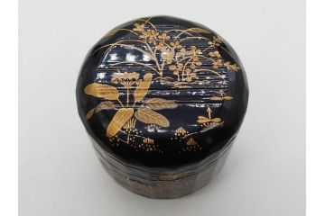 木具師 橋村萬象造　細やかな蒔絵が魅力の棗(折撓、花押、春秋、たんぽぽ、すすき、ススキ、花、植物、鵬雲斎書付き、木製、漆器、茶入れ、茶道具、茶筒、茶器、共箱付き)(R-079309)