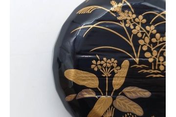 木具師 橋村萬象造　細やかな蒔絵が魅力の棗(折撓、花押、春秋、たんぽぽ、すすき、ススキ、花、植物、鵬雲斎書付き、木製、漆器、茶入れ、茶道具、茶筒、茶器、共箱付き)(R-079309)