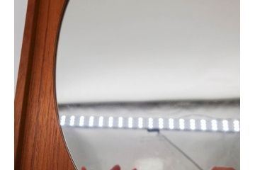 スウェーデン　GLAS MASTER MARKARYD　シンプルで木の温もり感じるミラー(壁掛け鏡、吊鏡、北欧)(R-079312)