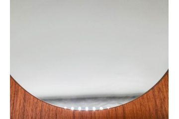 スウェーデン　GLAS MASTER MARKARYD　シンプルで木の温もり感じるミラー(壁掛け鏡、吊鏡、北欧)(R-079312)