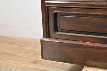 和製ビンテージ　未使用　展示品　シャム柿(ジリコテ)材　奥深く味のある色合いが目を惹く茶箪笥j(収納棚、戸棚、キャビネット、ヴィンテージ)(R-079316)