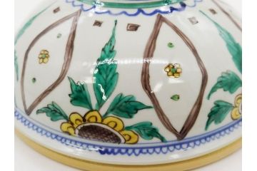 正木春蔵　九谷焼　呉須色絵　染付　約22cm　7.1寸　鮮やかに絵付けされた可愛らしい蓋物(向日葵、ひまわり、花、植物、大平、深鉢、和皿、和食器、七寸一分、裏印、外箱付き)(R-079320)