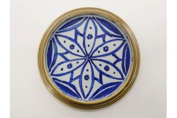 正木春蔵　九谷焼　呉須色絵　染付　約22cm　7.1寸　鮮やかに絵付けされた可愛らしい蓋物(向日葵、ひまわり、花、植物、大平、深鉢、和皿、和食器、七寸一分、裏印、外箱付き)(R-079320)