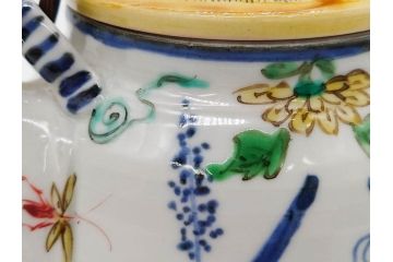 正木春蔵　九谷焼　呉須色絵　染付　穏やかなひとときを演出する急須(菊、花、植物、和食器、水注、茶道具、茶器、水指、水差、裏印)(R-079321)