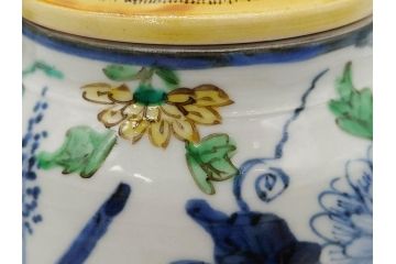 正木春蔵　九谷焼　呉須色絵　染付　穏やかなひとときを演出する急須(菊、花、植物、和食器、水注、茶道具、茶器、水指、水差、裏印)(R-079321)