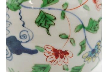 正木春蔵　九谷焼　呉須色絵　染付　穏やかなひとときを演出する急須(菊、花、植物、和食器、水注、茶道具、茶器、水指、水差、裏印)(R-079321)