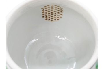 正木春蔵　九谷焼　呉須色絵　染付　穏やかなひとときを演出する急須(菊、花、植物、和食器、水注、茶道具、茶器、水指、水差、裏印)(R-079321)