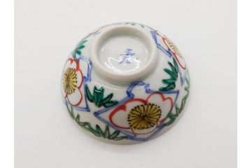 正木春蔵　九谷焼　呉須色絵　染付　明るい色遣いに気分も盛り上がる酒杯6客セット(福、梅竹模様、おちょこ、お猪口、ぐい呑み、湯のみ、湯呑み、盃、酒器、和食器、裏印)(R-079322)