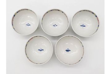 正木春蔵　九谷焼　呉須色絵　染付　温かみを感じる緻密な絵付けが魅力の湯呑み5客セット(花、植物、煎茶、ぐい呑み、湯のみ、和食器、裏印)(R-079323)
