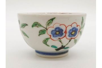 正木春蔵　九谷焼　呉須色絵　染付　温かみを感じる緻密な絵付けが魅力の湯呑み5客セット(花、植物、煎茶、ぐい呑み、湯のみ、和食器、裏印)(R-079323)