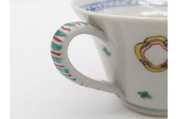 正木春蔵　九谷焼　呉須色絵　染付　愛らしいデザインが魅力のカップ&ソーサー2客セット(花、フラワー、植物、C&S、碗皿、洋食器、裏印)(R-079324)