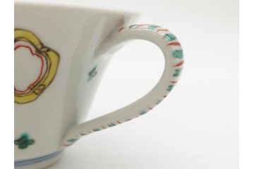 正木春蔵　九谷焼　呉須色絵　染付　愛らしいデザインが魅力のカップ&ソーサー2客セット(花、フラワー、植物、C&S、碗皿、洋食器、裏印)(R-079324)