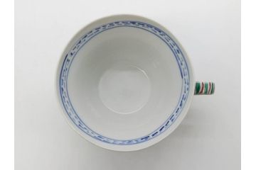 正木春蔵　九谷焼　呉須色絵　染付　愛らしいデザインが魅力のカップ&ソーサー2客セット(花、フラワー、植物、C&S、碗皿、洋食器、裏印)(R-079324)