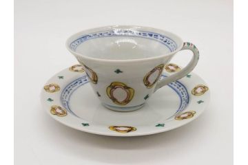 正木春蔵　九谷焼　呉須色絵　染付　愛らしいデザインが魅力のカップ&ソーサー2客セット(花、フラワー、植物、C&S、碗皿、洋食器、裏印)(R-079324)