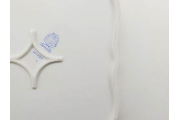 ヘレンド　ハンガリー　HEREND HVNGARY　アポニー・グリーン　オープンワーク　落ち着いた雰囲気のエレガントなプレート(トレイ、トレー、角皿、透かし、四角、スクエア、変形皿、レース、洋食器)(R-079326)
