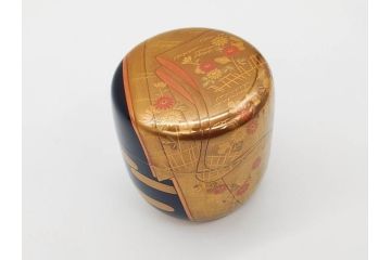 博友作　輪島塗　優美で豪華な棗(菊、花、雲模様、蒔絵、漆器、木製、茶入れ、茶筒、茶道具、茶器、共箱付き)(R-079327)