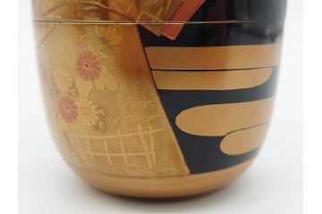 博友作　輪島塗　優美で豪華な棗(菊、花、雲模様、蒔絵、漆器、木製、茶入れ、茶筒、茶道具、茶器、共箱付き)(R-079327)