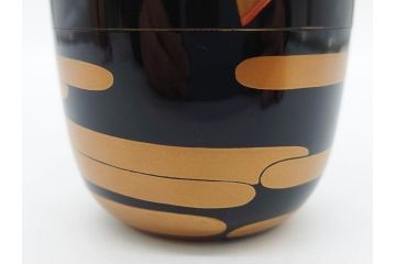 博友作　輪島塗　優美で豪華な棗(菊、花、雲模様、蒔絵、漆器、木製、茶入れ、茶筒、茶道具、茶器、共箱付き)(R-079327)