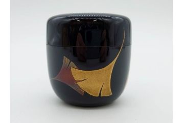 鈴谷鐵五郎　輪島塗　銀杏　繊細な蒔絵に見惚れる棗(いちょう、梨地、漆器、木製、茶入れ、茶筒、茶道具、茶器、共布付き、共箱付き)(R-079428)