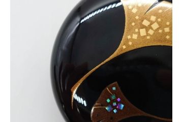 鈴谷鐵五郎　輪島塗　銀杏　繊細な蒔絵に見惚れる棗(いちょう、梨地、漆器、木製、茶入れ、茶筒、茶道具、茶器、共布付き、共箱付き)(R-079428)